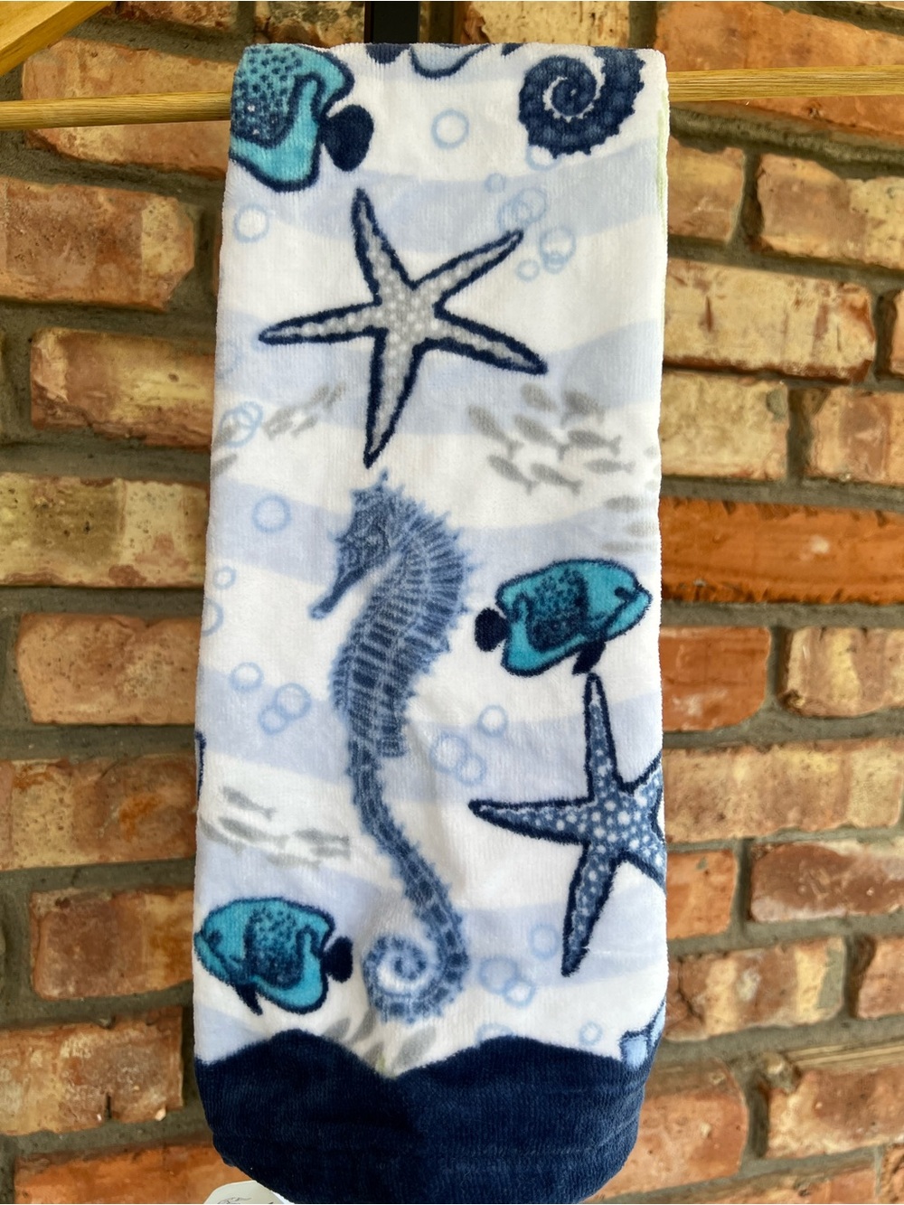 Kids Sea Creature Hand Towel - Blue Seahorse & Starfish